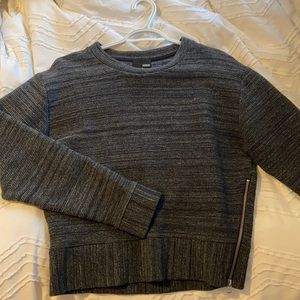 Aritzia Wilfred Free sweater size small